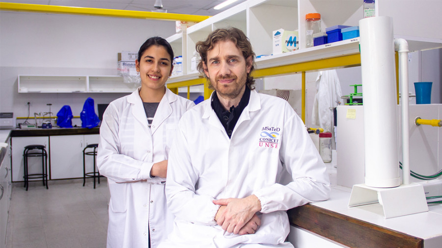 Fernando Rivero junto a Lucía López.