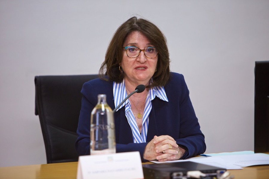 Amparo navarro rectora alicante