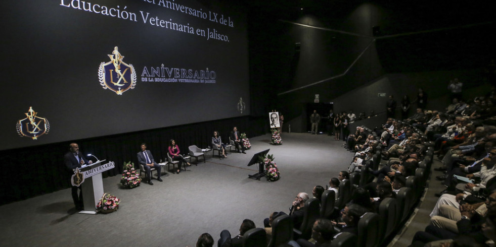 Conmemoran 60 años de la educación veterinaria en Jalisco