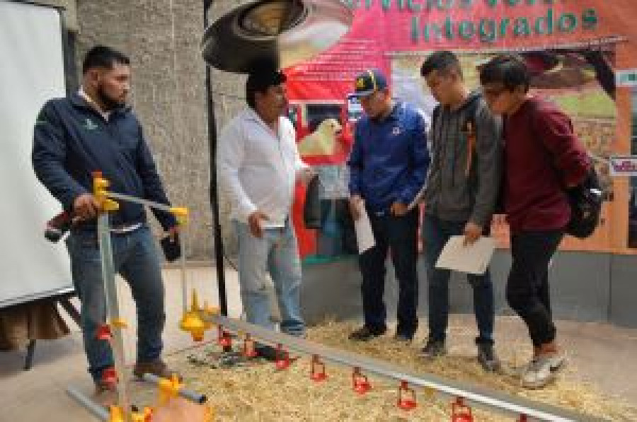 Segundas Jornadas de Ponencias Avícolas en la FESC