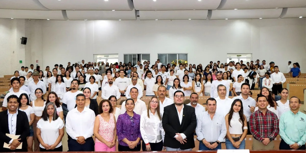 Destacan logros en el último informe de labores de la Facultad de Veterinaria de la Universidad de Colima