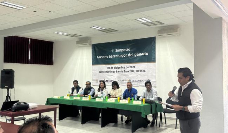 Realizan 1er simposio sobre el impacto y control del gusano barrenador del ganado