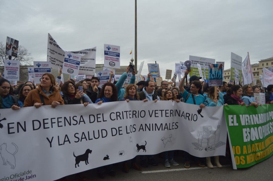 Portada Concentración del 5 de marzo frente al Ministerio de Agricultura.